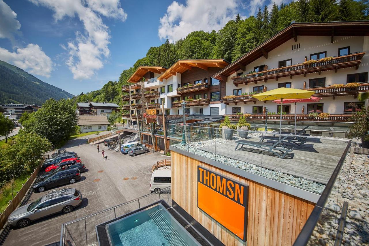 Thomsn Central Hotel & Appartements Заалбах-Хинтерглем Екстериор снимка